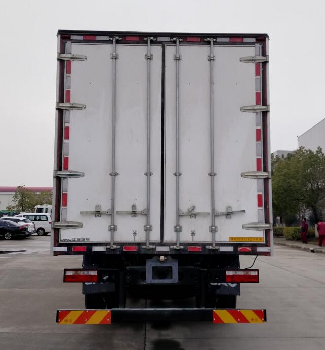 彭񠖰l(f)6.87.2܇